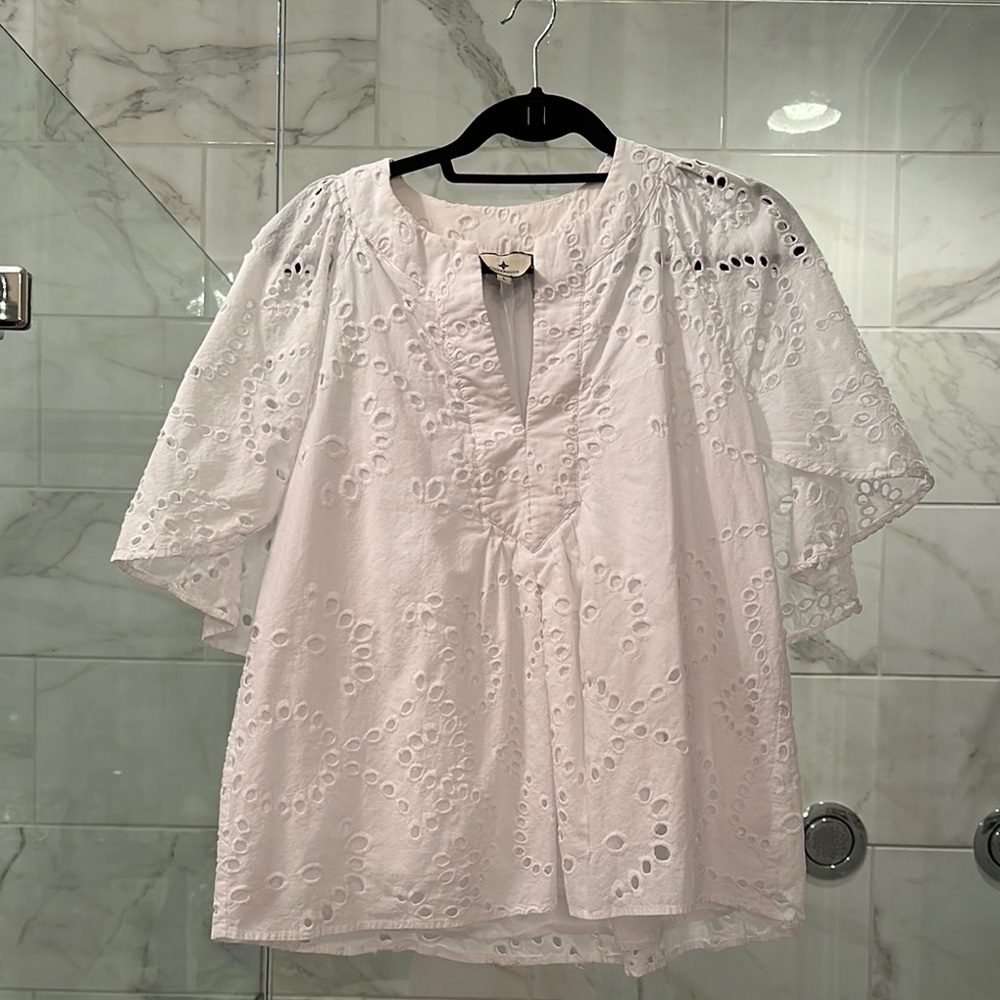 Tuckernuck White Eyelet Finley Flutter Sleeve Shirt - Picture 2 of 9